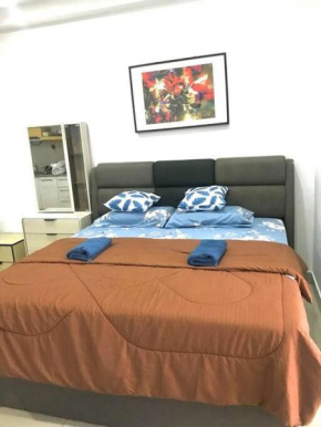 Cozy Shaftesbury High Floor King Bed & Wifi With Parkin Netflix 189